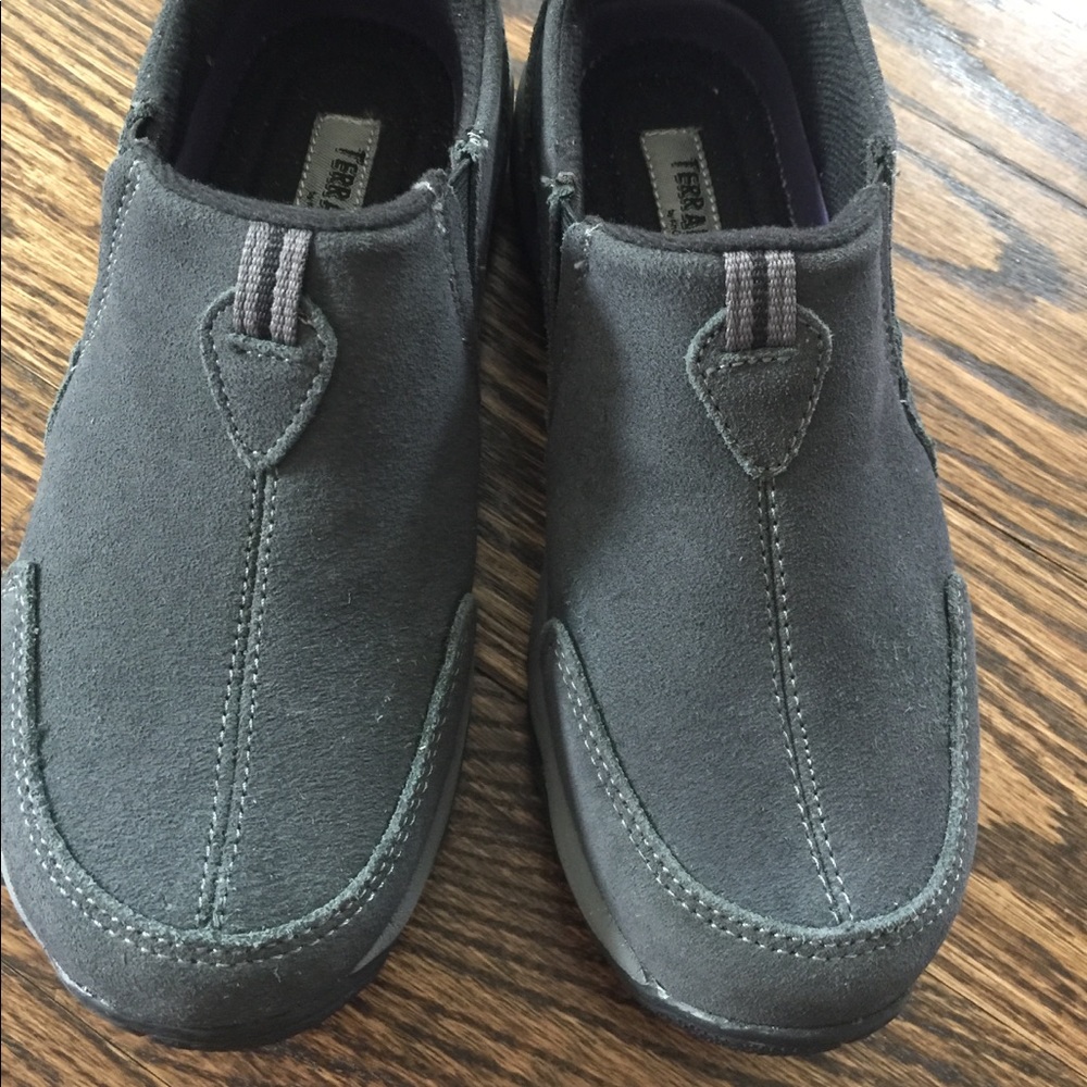 Terrain by Khombu Shoes Black/Grey Comfort Slip On